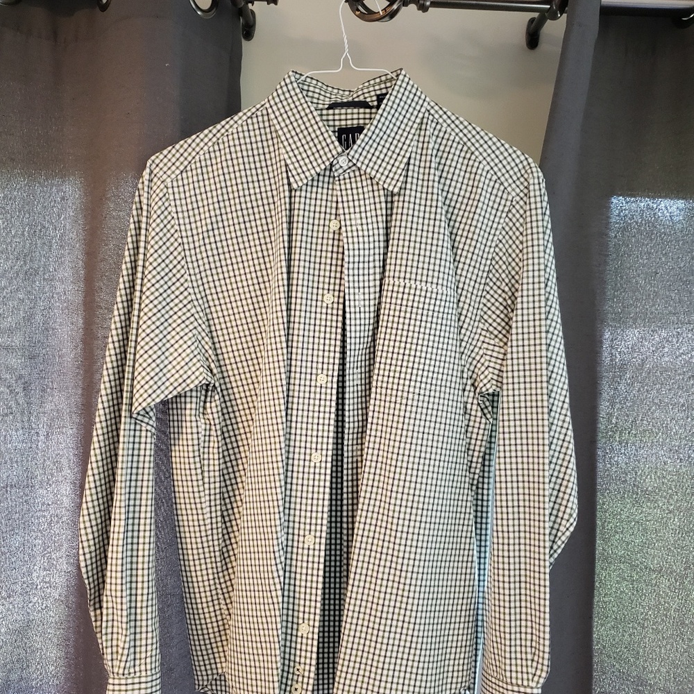 Gap button down - Picture 2 of 2